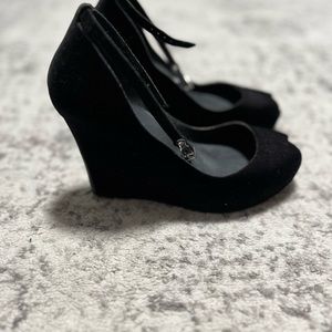Melissa Patchuli IV Velvet Wedges.
